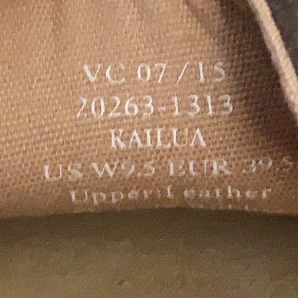 Olukai shoes - Picture 6 of 6